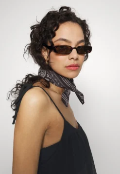 Anna Field Simple Strap Beach Dress - Accessoire De Plage - Black -Anna Field 01a68610ebaa4bc087123d8516df183a scaled