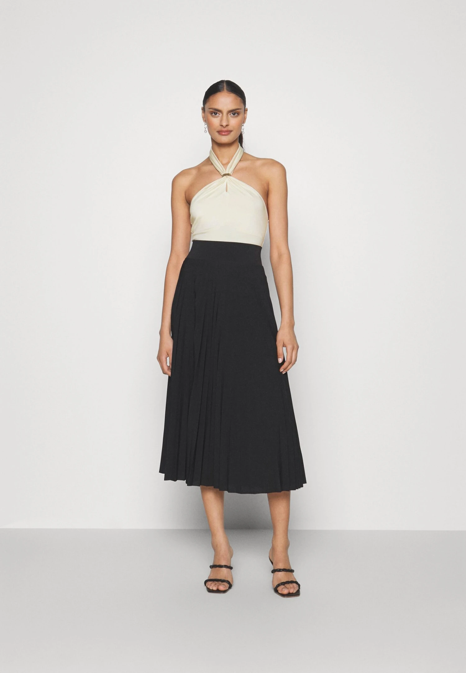 Blouse - 003 - Off-White Anna Field Blouse - 003 - Off-White -Anna Field 0c5c702bb10a47ac8b06dff7a76ca908 scaled