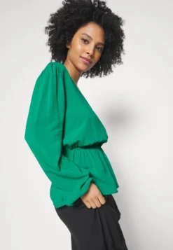 Blouse - Green 4 Blouse - Green -Anna Field 14acf8fbefb1414fbcddb21c908d5bb1 scaled