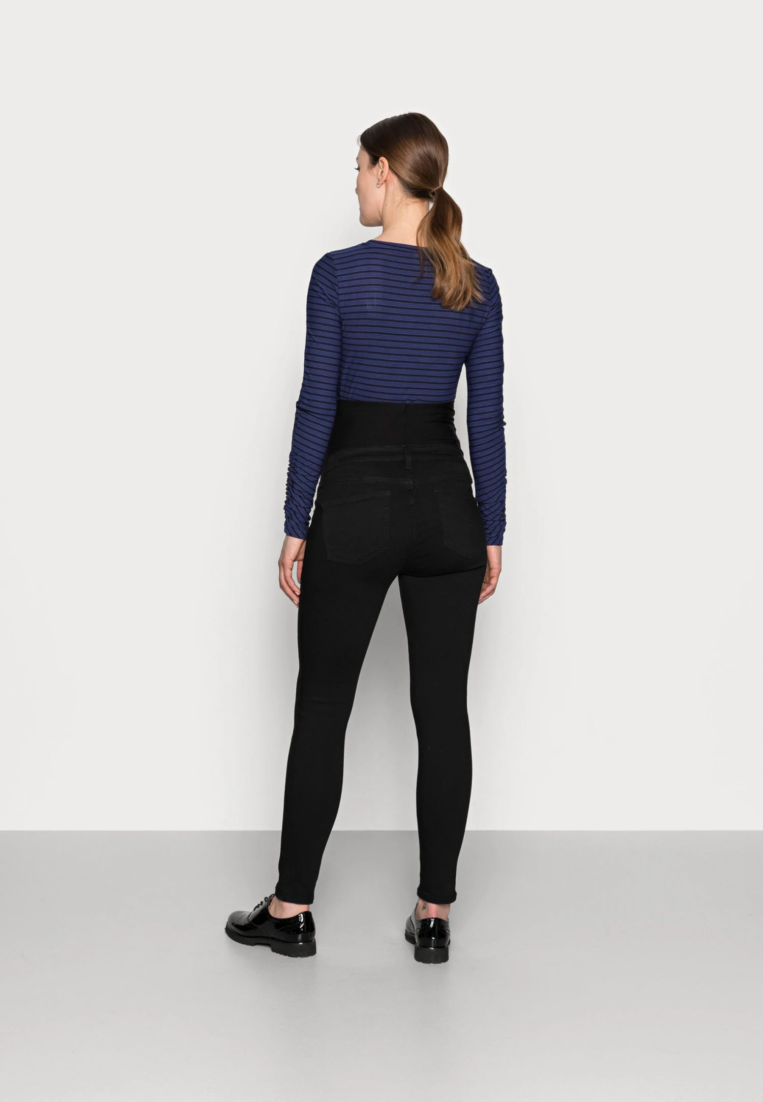 Jean Slim - Black Jean Slim - Black -Anna Field 15b1cce71f254dddbb5ccd3973f543a8 scaled