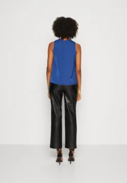 Anna Field Débardeur - Blue 2 Anna Field Débardeur - Blue -Anna Field 1f13421d085240e79256d05b9f1318fd scaled