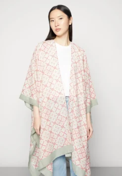 Anna Field Cape - Pink -Anna Field 207e4a36554b4113a075cbfb0c4be938 scaled
