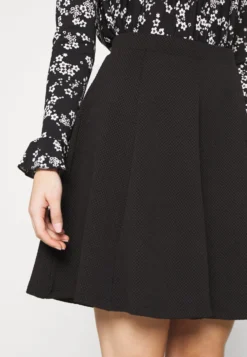 Jupe Trapèze - Black -Anna Field 2983cffc33a64c12bd76c450c8d0b247 scaled