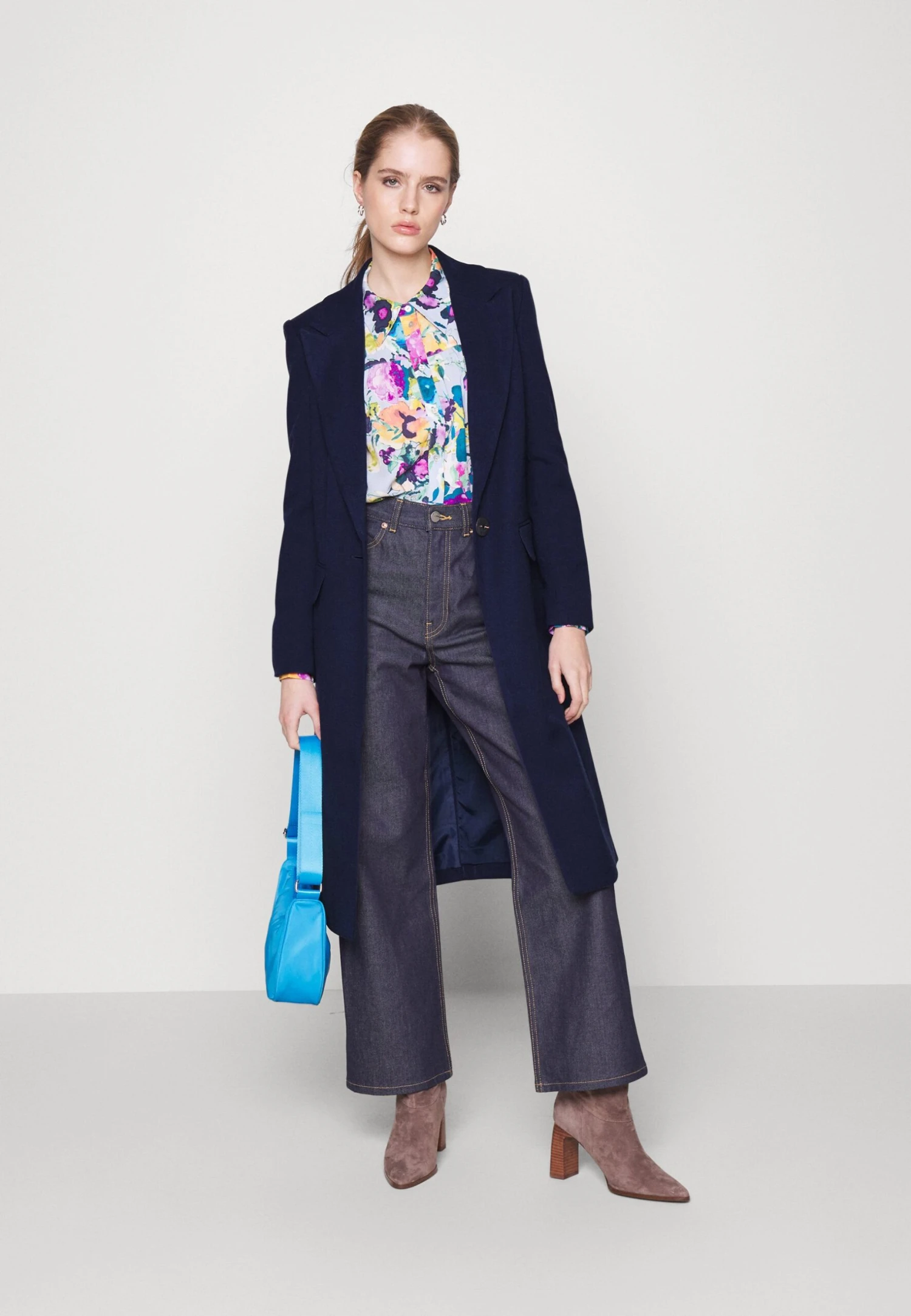 Manteau Classique - Dark Blue Manteau Classique - Dark Blue -Anna Field 2ecab520ac4441198b0fd0c84be5ba9e scaled