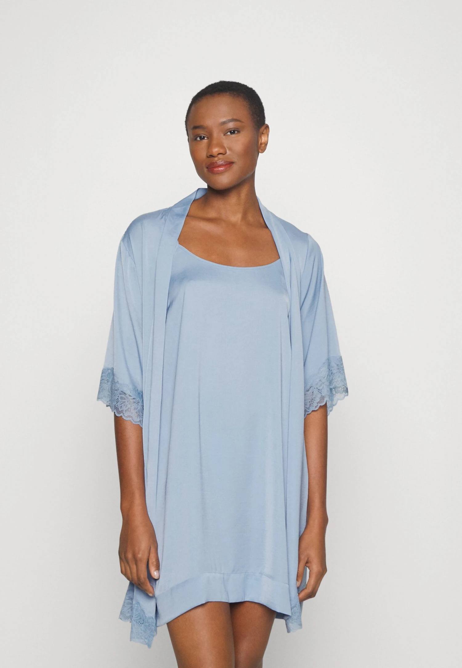 Chemise De Nuit / Nuisette - Light Blue Anna Field Chemise De Nuit / Nuisette - Light Blue -Anna Field 3d4758fd99614a0e860522d5576c3257 scaled