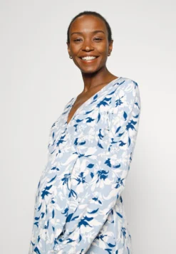 Robe En Jersey - Light Blue/Blue/White 3 Robe En Jersey - Light Blue/Blue/White -Anna Field 3d8a55d667774a59803d5ab45e8b826d scaled