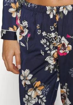 Anna Field Set - Pyjama - Dark Blue -Anna Field 3fec5efc49114c5aa08466a333b6faf4 scaled