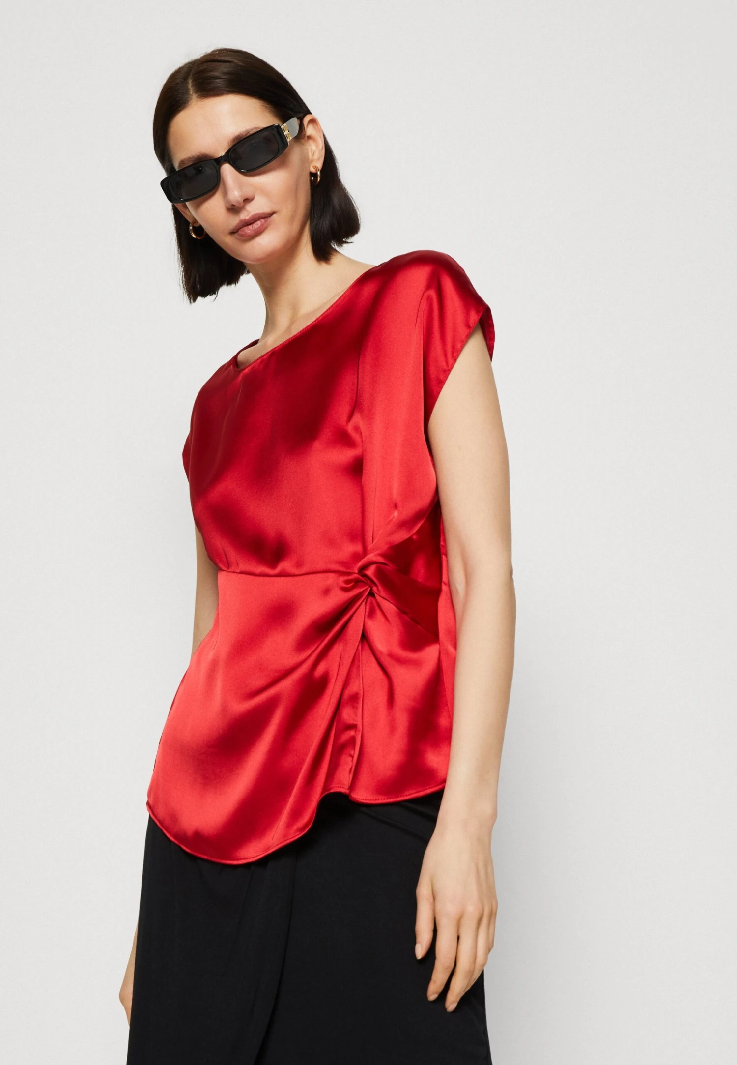 Blouse - Red Anna Field Blouse - Red -Anna Field 4123e850a7704ba283790ab43eb22051 scaled