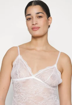 Anna Field Set - Caraco - Weiß 3 Anna Field Set - Caraco - Weiß -Anna Field 49063ffe0d034687809652f2a0ab1231 scaled