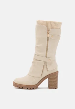 Anna Field -Anna Field 4eed3f295f75499fb9ba67865c228de4 scaled