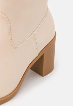 Anna Field Bottes - Off-White -Anna Field 5070333709a345ad813012ce32426f00 scaled