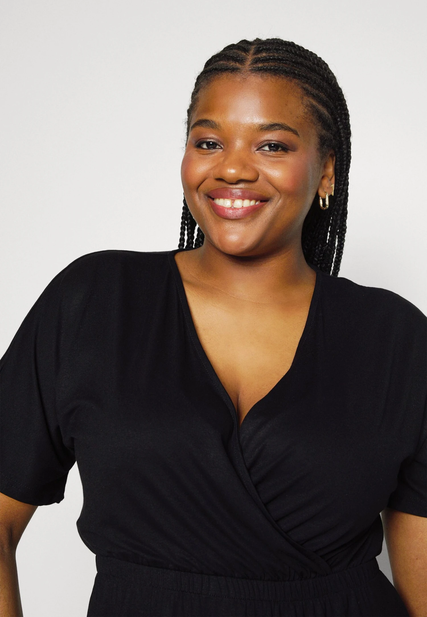 Robe De Jour - Black Robe De Jour - Black -Anna Field 5361e89bc8784e05bef86334b2f25a88 scaled