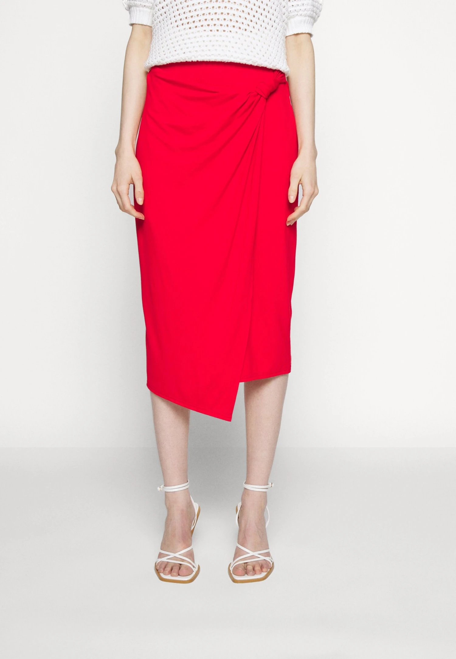 Front Knot Midi Skirt - Jupe Crayon - Red Anna Field Front Knot Midi Skirt - Jupe Crayon - Red -Anna Field 5416aafe16b74467a3d37a8be5316c53 scaled