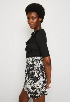 Anna Field T-Shirt Imprimé - Black -Anna Field 55816904cbf94163b45236f72a9752c3 scaled