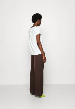Anna Field Pantalon Classique - Brown -Anna Field 5786fee93c374ff5b02a9375086d8b4a scaled