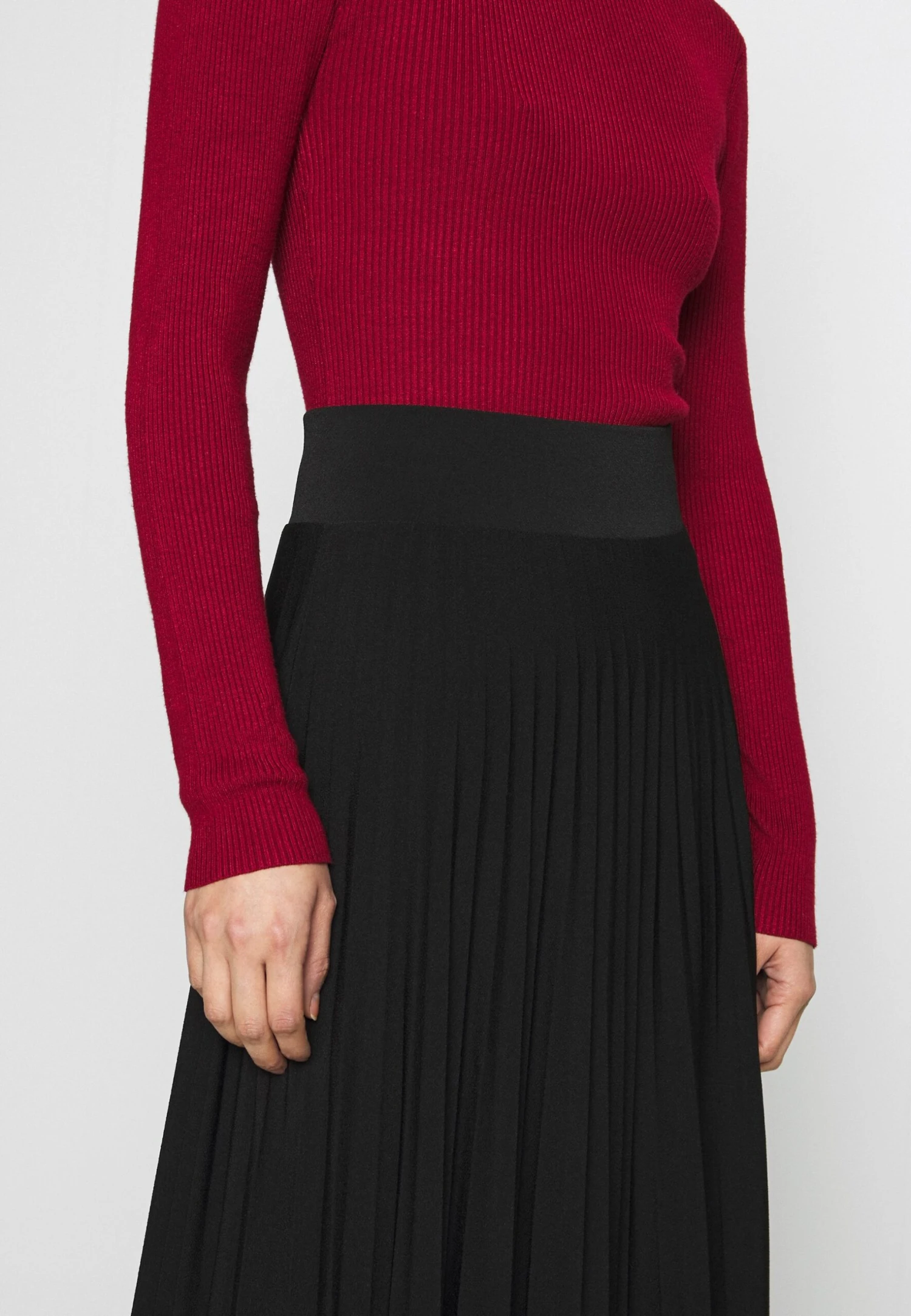 Plisse A-Line Midi Skirt - Jupe Trapèze - Black Anna Field Plisse A-Line Midi Skirt - Jupe Trapèze - Black -Anna Field 5b795506dfab47e1b68916c05358cc67 scaled