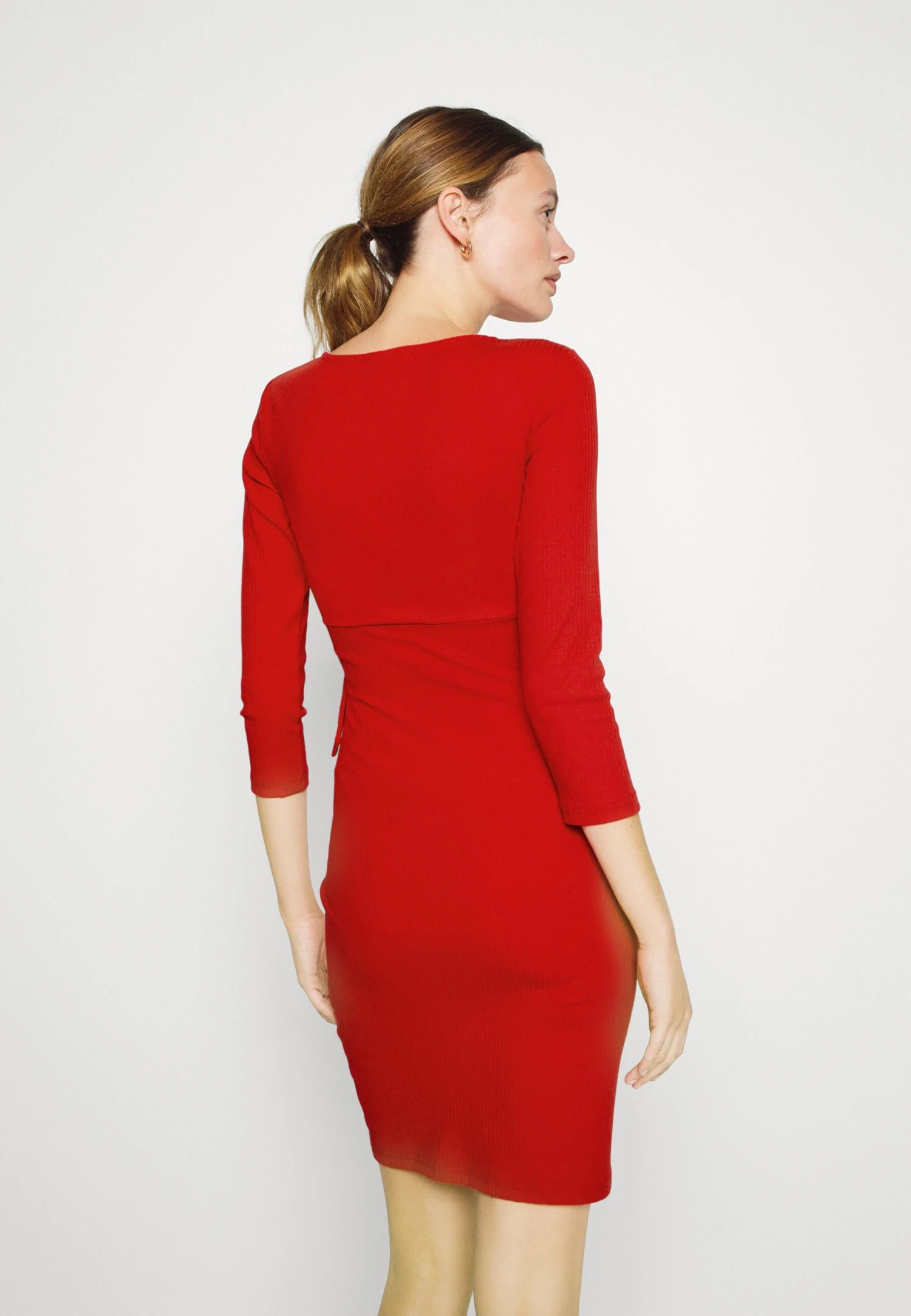 Wrapped Dress - Robe En Jersey - Red Wrapped Dress - Robe En Jersey - Red -Anna Field 62b232b15e3d4ea6b53f74cf365c652f scaled