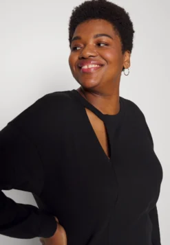 Cut Out Neck Fit - Sweatshirt - Black -Anna Field 6acc3aec99d14c6796d2d3151d3de227 scaled