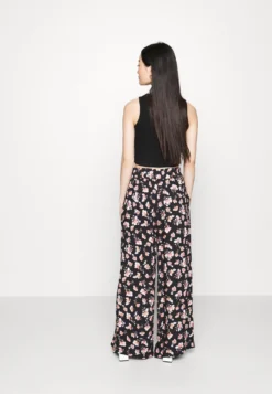 Summer Wide Legs - Pantalon Classique - Black -Anna Field 733231ff211b453ea5133aeec2437d0d scaled