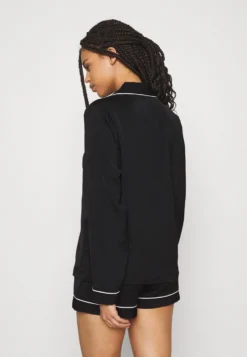 Anna Field Pyjama - Black 2 Anna Field Pyjama - Black -Anna Field 76c1a6e3060042a98452482dadb33e40 scaled