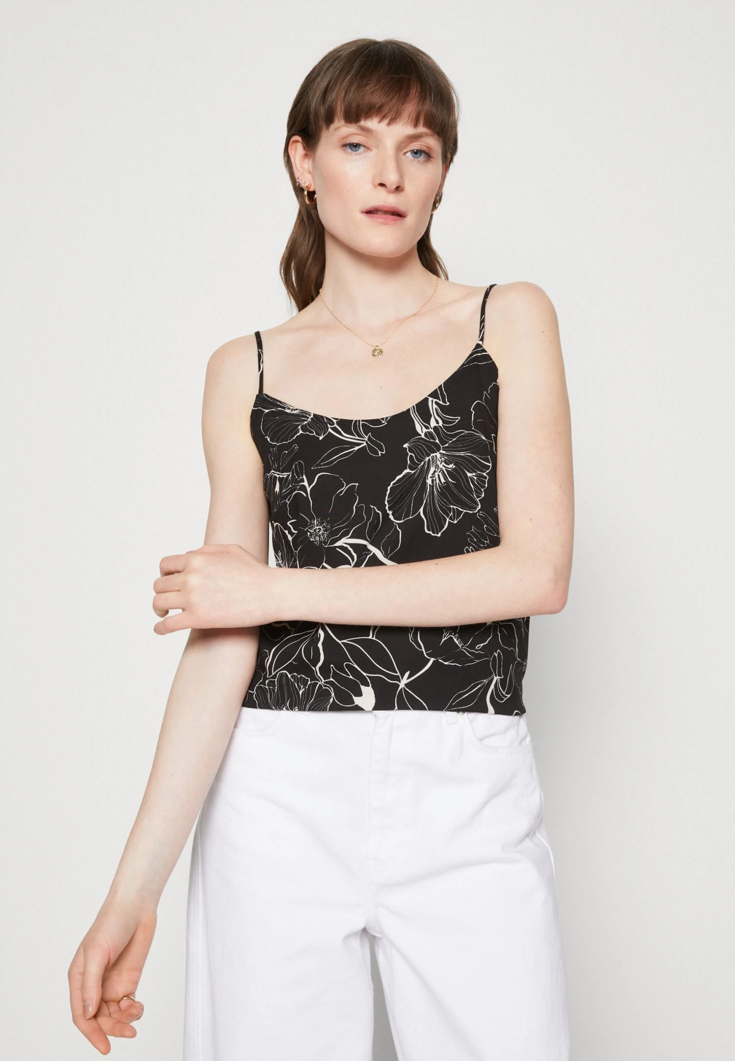 Débardeur - Black/White Anna Field Débardeur - Black/White -Anna Field 795de04c0cb44d478fa2c79307e89652 scaled