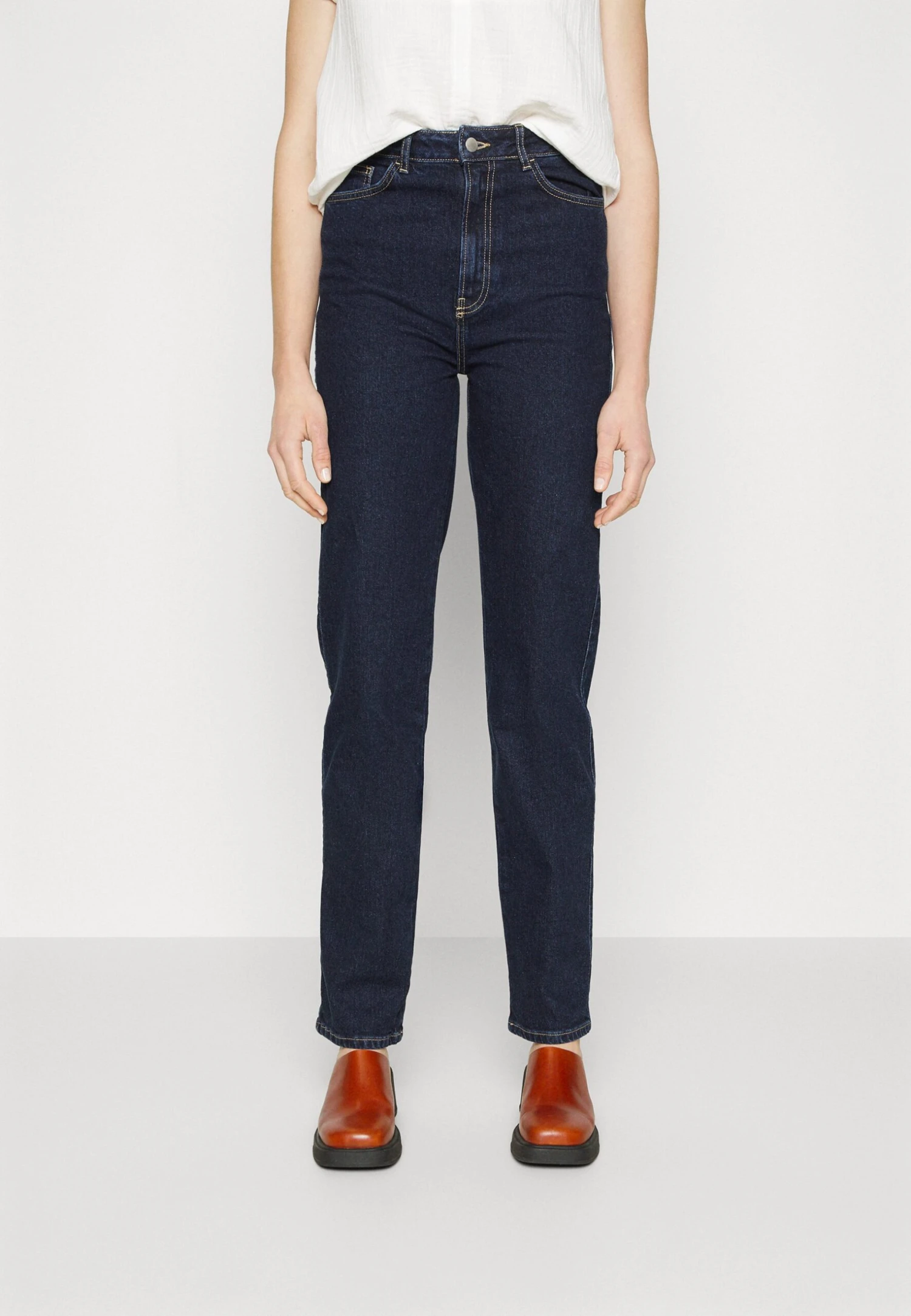 Jean Droit - Dark Blue Denim Jean Droit - Dark Blue Denim -Anna Field 90224feeb15844ebbfa8d0a777a73b6f scaled