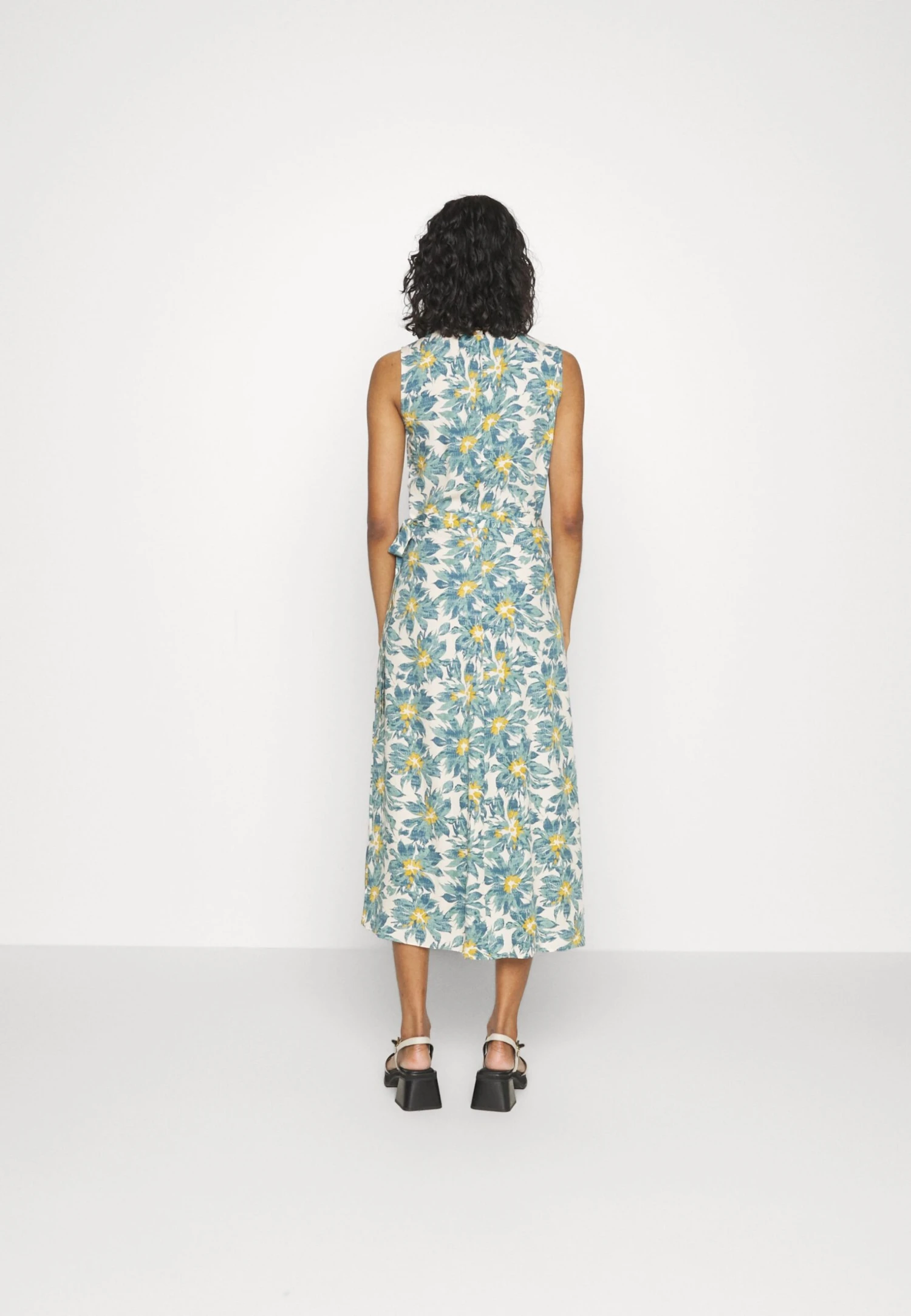 Woven Wrap Dress - Robe De Jour - Multi/Green Anna Field Woven Wrap Dress - Robe De Jour - Multi/Green -Anna Field 91560e981a5e42faaf19204845abe656 scaled