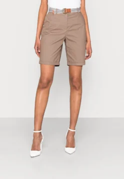 Anna Field Short - Taupe
