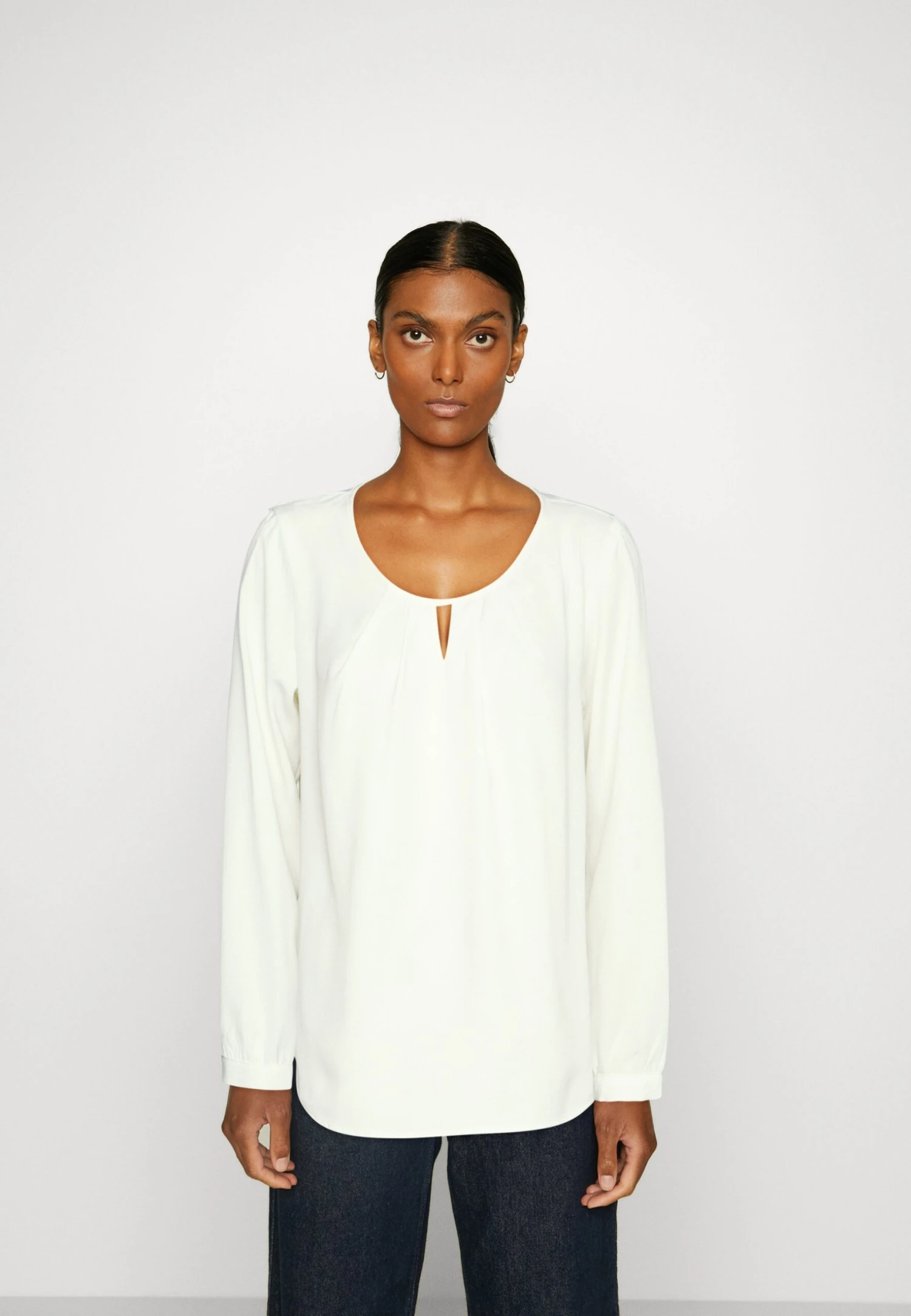 Tunique - Off-White Anna Field Tunique - Off-White -Anna Field a73ed914844d4b37918d8714c26528c4 scaled