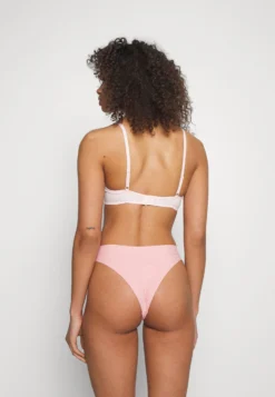 Anna Field Ahser 5 Pack Brief - Slip - 402 - Pink_001 - White_802 - Black 2 Anna Field Ahser 5 Pack Brief - Slip - 402 - Pink_001 - White_802 - Black -Anna Field b104d47a622c4104a69a91294445a9d2 scaled