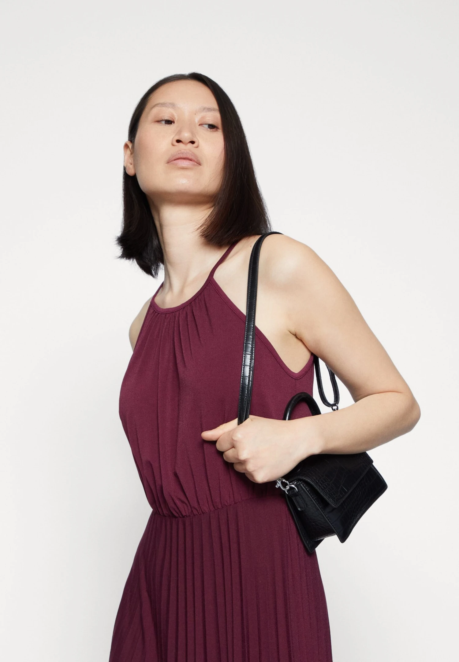 Robe De Soirée - Dark Red Anna Field Robe De Soirée - Dark Red -Anna Field b3fe7d320fce48e7b25d5f9b2cbdf18e scaled