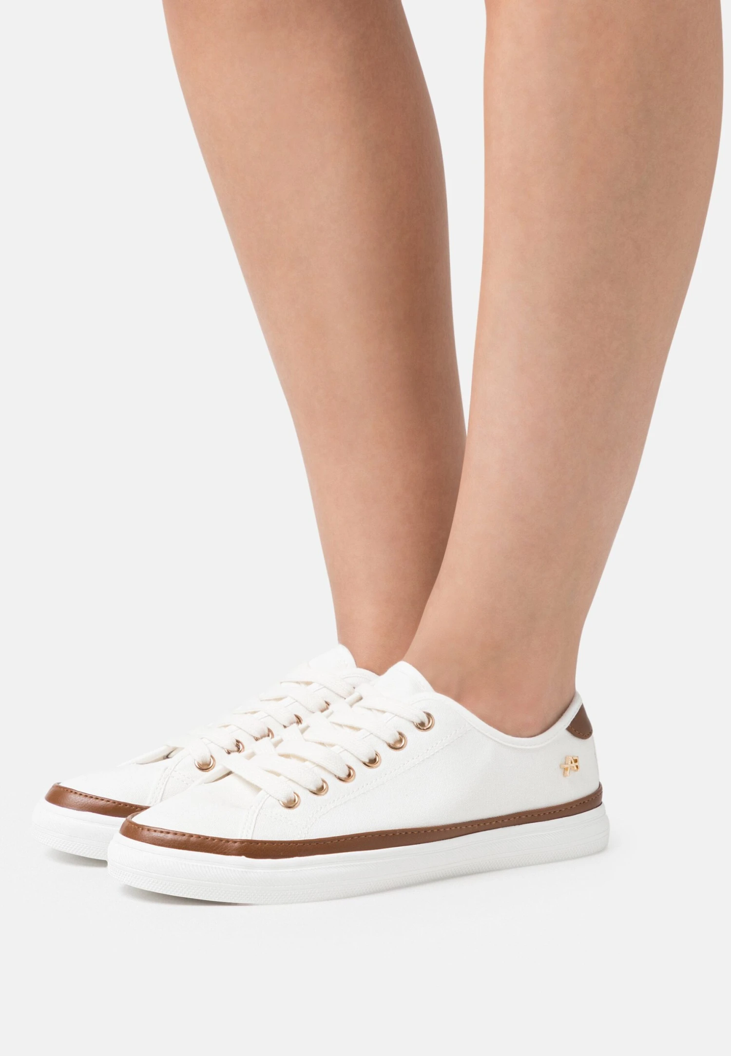 Wide Fit - Baskets Basses - White Wide Fit - Baskets Basses - White -Anna Field b53ea4b9fe24466a908d2bc8ce5d998b scaled