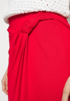 Anna Field Front Knot Midi Skirt - Jupe Crayon - Red 6 Anna Field Front Knot Midi Skirt - Jupe Crayon - Red -Anna Field b73d1918d9ff4cc08cc37ab855963e70 scaled