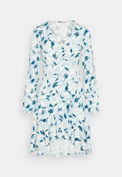 Anna Field Robe En Jersey - Light Blue 4 Anna Field Robe En Jersey - Light Blue -Anna Field b7cef0b84a044987bae61f137d29e535 scaled