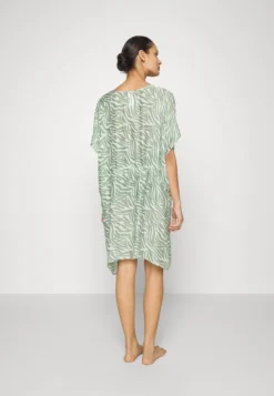 Anna Field Printed Short Kimono / 606 - Khaki_003 - Off-White - Accessoire De Plage - Khaki/Off-White -Anna Field bdfa21afe4da46fdb64bfb85cd175cef scaled