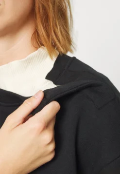 Anna Field Sweatshirt - Black -Anna Field be5e4a1c6ac64ed3bb352b5d1ed92ec9 scaled