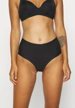 Anna Field Jagger 7Pp Brief Hw Micro - Shorty - Black 1 Anna Field Jagger 7Pp Brief Hw Micro - Shorty - Black -Anna Field c5a02ce9e1c1494b9cd70621dcfb40e5 scaled