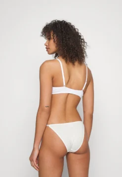 Anna Field Sunlight 3Pack Tshirt Bra - Soutien-Gorge Invisible - 402 - Pink_001 - White_802 - Black -Anna Field c9a4a29083d94654957fe69af505bfb0 scaled