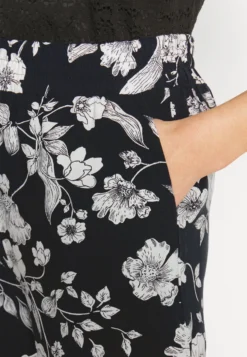 Pantalon Classique - Black/Off-White 5 Pantalon Classique - Black/Off-White -Anna Field cae2735c508c4d13918b1564629d6887 scaled