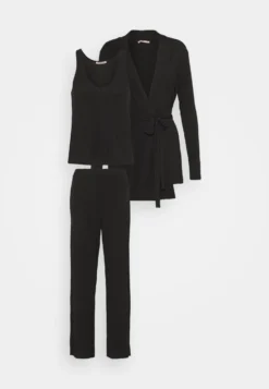 Anna Field 3 Piece Jersey - Pyjama - Black -Anna Field cca80f6d87e14a8cb955af6b73aa5632 scaled