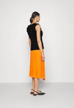 Anna Field T-Shirt Basique - Black 2 Anna Field T-Shirt Basique - Black -Anna Field d0bbd9691ce4480c83258e1b0da30ad4 scaled