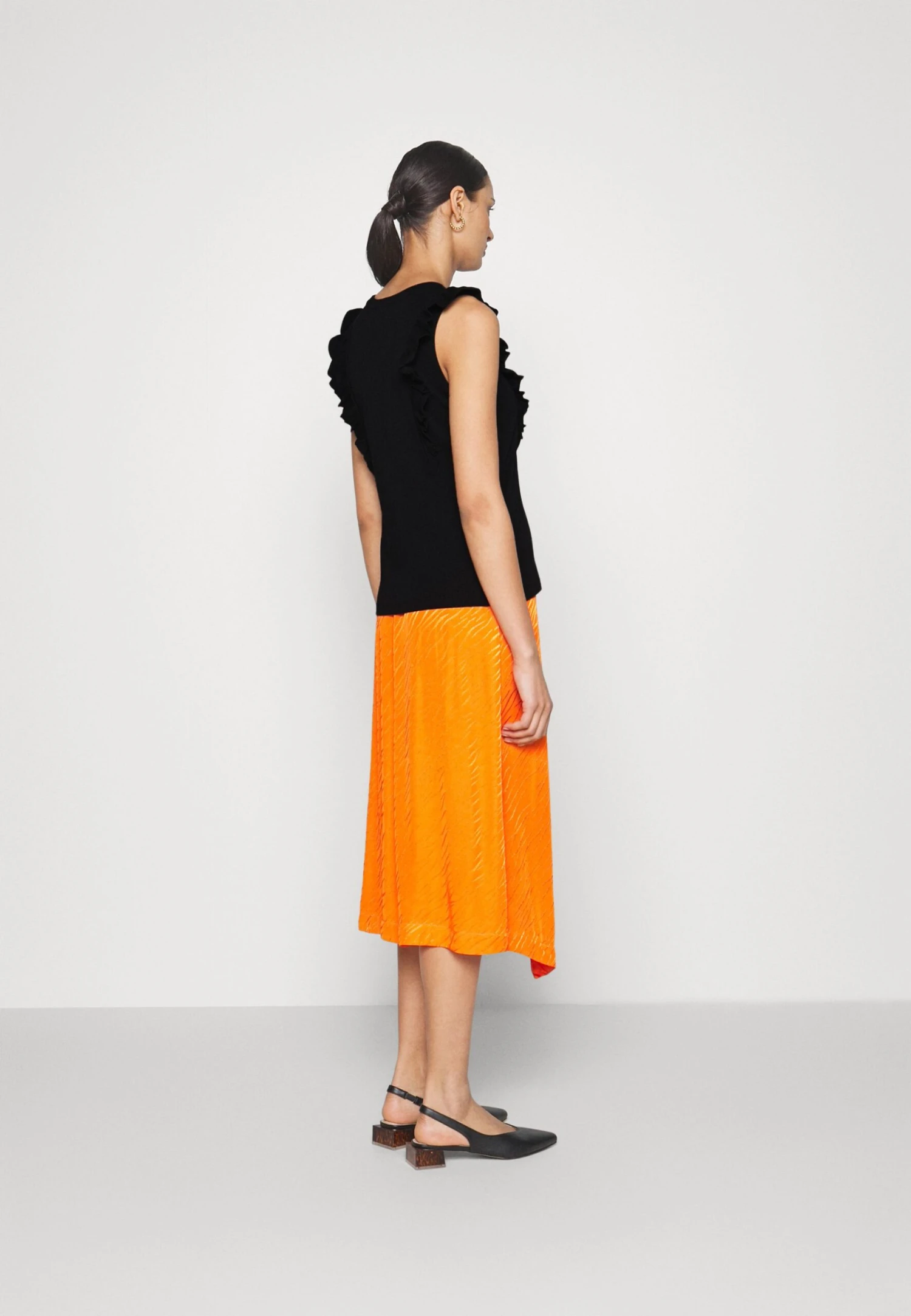 T-Shirt Basique - Black Anna Field T-Shirt Basique - Black -Anna Field d0bbd9691ce4480c83258e1b0da30ad4 scaled