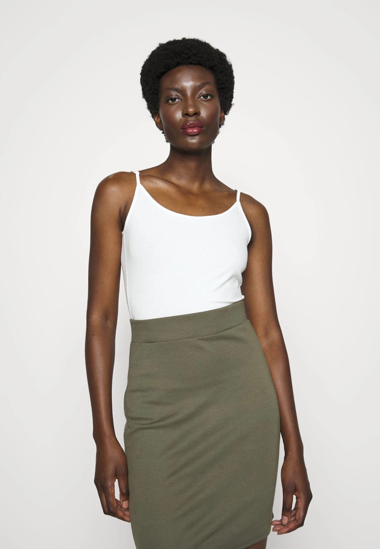 2Pack - Minijupe - Black/Khaki Anna Field 2Pack - Minijupe - Black/Khaki -Anna Field d3038b4252f748c1b93d052daafe5806 scaled