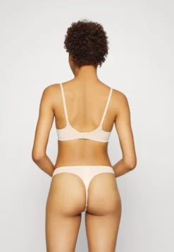 Anna Field Samira 7Pp Thong Lace Micro - String - Nude -Anna Field d3fc6b4cd28b4d4091355c6fd669b044 scaled