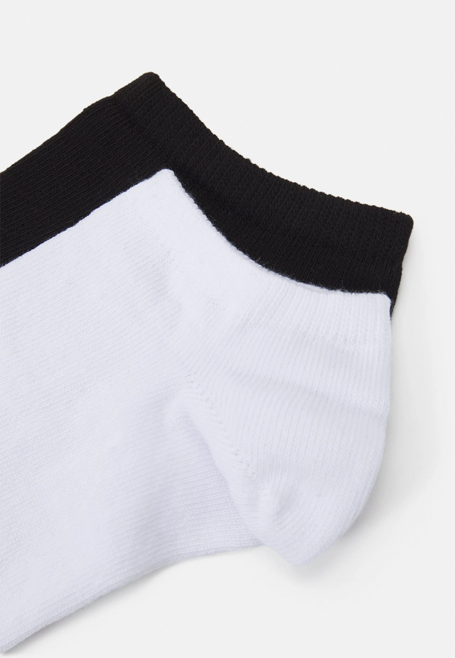8 Pack - Chaussettes - Black/White Anna Field 8 Pack - Chaussettes - Black/White -Anna Field ddc42c1f46794611883d865f6a656f5d scaled