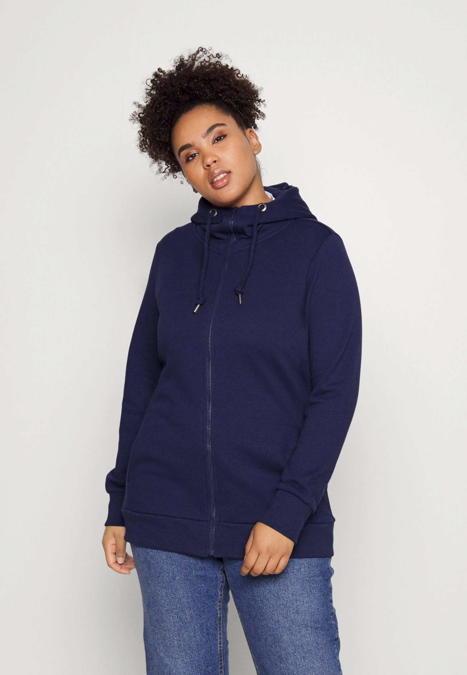 Sweat Zippé - Dark Blue Sweat Zippé - Dark Blue -Anna Field de2dcb9a0cb44ebb97eac4754445351b scaled