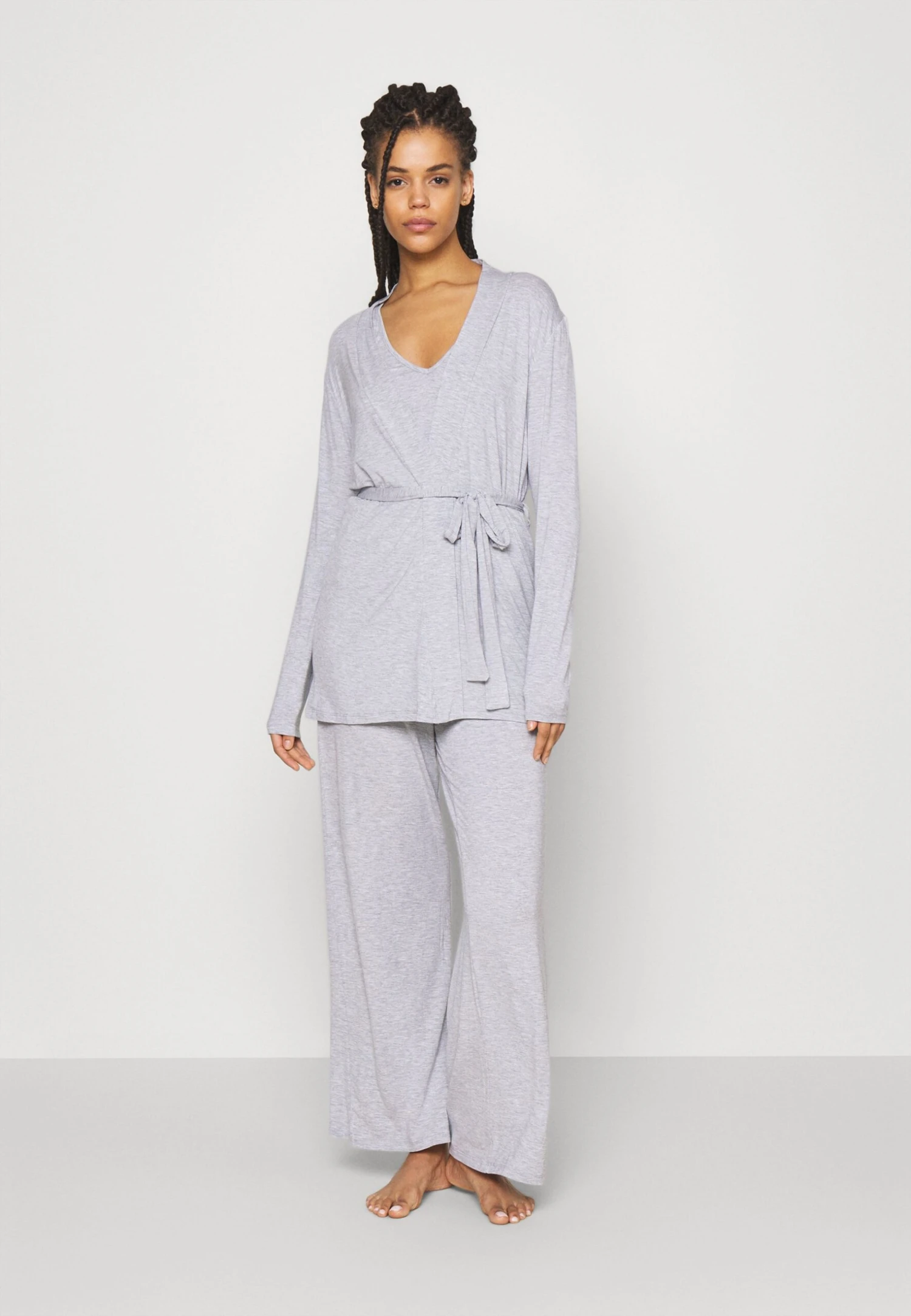 3 Piece Jersey - Pyjama - Mottled Light Grey Anna Field 3 Piece Jersey - Pyjama - Mottled Light Grey -Anna Field ec5db9ae67d243de921e33ddf68a27b5 scaled