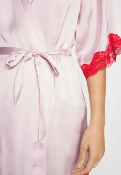 Anna Field 4 Piece Gift Set - Pyjama - Red/Pink 8 Anna Field 4 Piece Gift Set - Pyjama - Red/Pink -Anna Field f08d25516e4b49a8b0b0727552bdb388 scaled