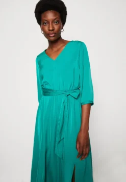 Anna Field Robe De Soirée - 602 - Green 3 Anna Field Robe De Soirée - 602 - Green -Anna Field f174c501434342c2b0d3d699da1179b1 scaled