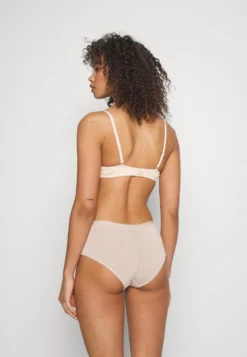 Anna Field 3 Pack - Soutien-Gorge À Armatures - Nude - 916_Black - 802_Pink - 402 -Anna Field f654968d8e45451b961ac5396ffce460 scaled